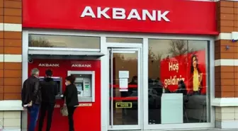 Akbank 'teknik sorunu' kısmen çözdü! ATM'leri yeniden hizmet vermeye başladı