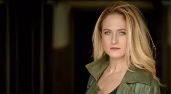 Kanserle mücadele eden Canan Ergüder, 'Artık biraz da böyle' diyerek son halini paylaştı