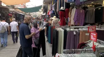 Mahmutpaşa esnafı bayram öncesi eski yoğunluğunu arıyor