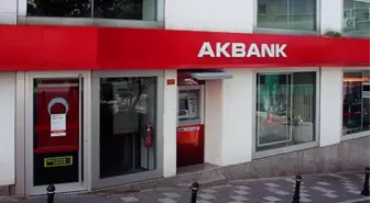 Akbank 2 gün boyunca mağdur olan müşterilerine 2 gün boyunca kesintisiz hizmet verecek