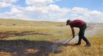 BİNGÖL'DE YANAN TOPRAK DEPREM TEDİRGİNLİĞİ YARATTI