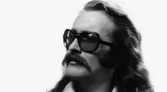 Deniz Üstü Köpürür! Deniz Üstü Köpürür şarkı sözleri! Deniz Üstü Köpürür akor!