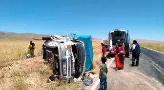 Malatya'da mevsimlik işçileri taşıyan kamyonet devrildi: 7 yaralı