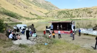 Son dakika haberi: Nemrut Krater Gölü'ne kursiyer kadınlardan gezi; temizlik yapıp, halay çektiler