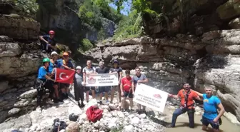 Bolu'dan gelen dağcılar, Hark-Tuzla kanyonlarını gezdi