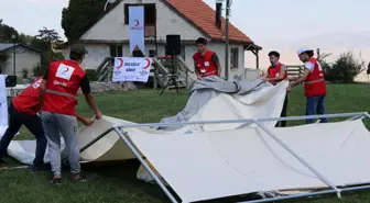 Burdur'da acil durum, arama kurtarma ve çadır kurma eğitimi