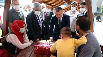 Büyükakın, hasta ve yakınlarını ziyaret etti