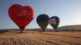 Göbeklitepe'de sezonun ilk sıcak hava balonu uçuşu gerçekleştirildi