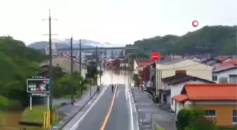 Japonya'da sel felaketi nedeniyle binlerce kişiye tahliye emri verildi