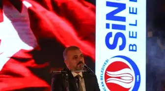 Sincan Belediye Başkanı Ercan: 'Bize bu vatanı bağışlayan ve kanlarıyla yoğuran şehitlerimizi saygıyla ve rahmetle anıyorum'