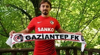 Denizlispor'un başarılı oyuncusu Recep Niyaz, Gaziantep FK ile sözleşme imzaladı