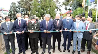 Sayın Valimiz Mehmet Makas, 15 Temmuz Kronoloji Sergisi ile 15 Temmuz Konulu Kitap Sergisi'nin Açılışını Gerçekleştirdi