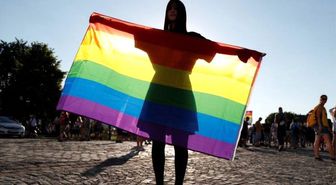 AB, LGBT haklarının ihlali gerekçesiyle Macaristan ve Polonya hakkında yasal işlem başlattı