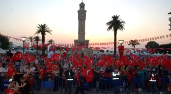 İzmir 15 Temmuz'u anıyor