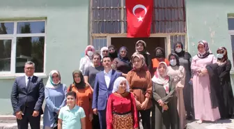 Korkut'ta kursiyerlerin el emeği göz nuru ürünleri sergilendi