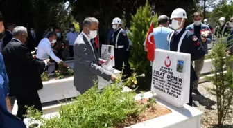 Vali Mahmut Çuhadar ve İl Protokolü'nden Şehitlik Ziyareti 2021