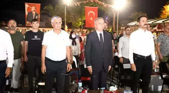 Kemer'de sabah ezanına kadar demokrasi nöbeti tutuldu