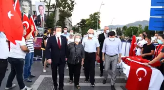 Muğla'da Vatandaşlarımız Ellerinde Türk Bayrakları ile '15 Temmuz Demokrasi ve Milli Birlik Günü'nde Bir Araya Geldi