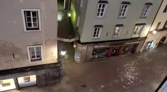 Avusturya'da sel felaketi: Kasaba sular altında kaldı