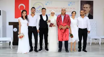 Üç çift aynı anda tek nikah kıydırdı