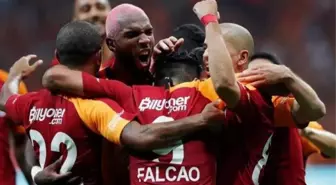 Galatasaray Başkanı Elmas bizzat görüştü! 4 yabancı futbolcu takımdan gönderiliyor