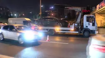 İSTANBUL-MALTEPE'DE 3 ARACIN KARIŞTIĞI TRAFİK KAZASINDA 2 KİŞİ YARALANDI