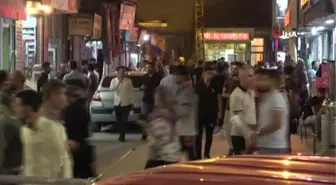 Yüksekova'da bayram alışverişi yoğunluğu gece geç saatlere kadar sürdü