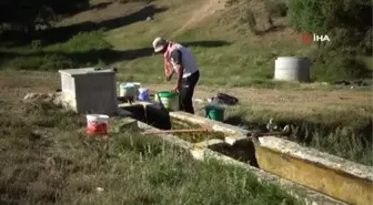 Doğa dostu emekli astsubay kendini eskimiş köy çeşmelerine adadı