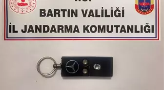 Son dakika haberleri... ANAHTARLIK GÖRÜNÜMLÜ SİLAH İLE OYNARKEN OĞLUNU VURDU