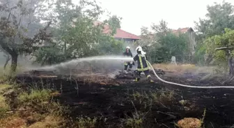 İtfaiyeciler ziyareti yarıda bırakıp yangına koştu