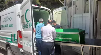 Oğlunun karıştığı kavgayı ayırmaya çalışırken öldürülen baba defnedildi