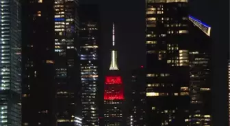 Empire State Binası, Türk bayrağı renkleriyle ışıklandırıldı