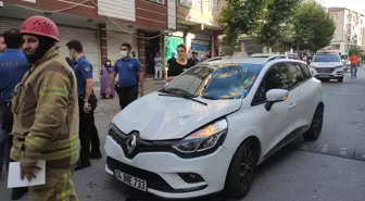 Gaziosmanpaşa'da otomobilin çarptığı 3 kişi yaralandı