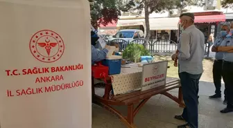 Beypazarı'nda vatandaşlar Kovid-19 aşılarını kent merkezindeki stantta yaptırabiliyor