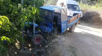 Malatya'da çapa motoru elektrik direğine çarptı: 4 yaralı