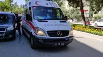 YAŞLI ADAMA ÇARPMA ANI KAMERADA