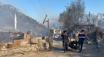 Son Dakika: Alevlere esir olan Manavgat'tan acı haber! 82 yaşındaki bir vatandaşımız hayatını kaybetti