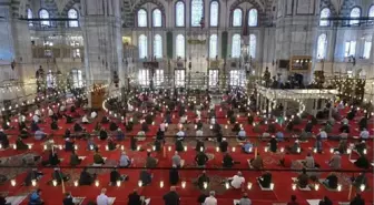 Cuma hutbesinde 'afetlere karşı sorumluluk' vurgusu