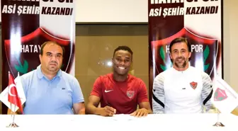 Sam Adekugbe resmen Hatayspor'da