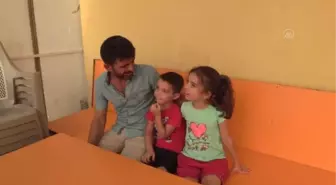 Manavgat'taki orman yangınında sığındıkları villayı alevler saran aile, havuzun içinde bekledi (2)