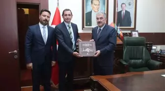 Eskişehir Valisi Ayyıldız, Basın İlan Kurumu Şube Müdürü Aşkın'ı kabul etti