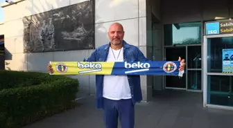 Aleksandar Djordjevic, İstanbul'a geldi