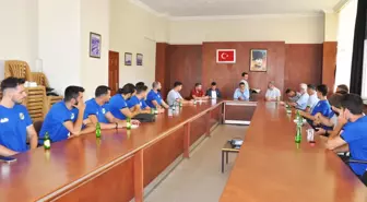 Sorgun Belediyespor'da toplu imza töreni düzenlendi