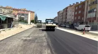 ALİ RIZA EFENDİ CADDESİ'NDE ASFALT ÇALIŞMASI BAŞLADI