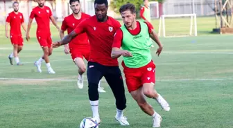 Samsunspor'da 18 futbolcu ayrıldı, 16 futbolcu transfer edildi