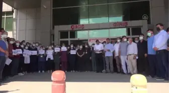 Son dakika gündem: ŞANLIURFA - Birecik'te 9 hastane çalışanının darbedilmesi protesto edildi