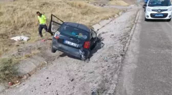 Son dakika haberi... Şarampole devrilen otomobildeki polis memuru öldü, eşi ve 2 çocuğu yaralandı