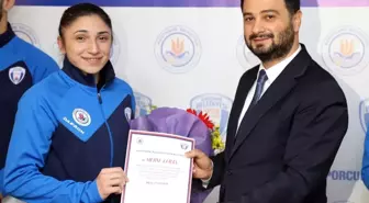 Kağıthane Belediyesporlu milli sporcular Türkiye'ye 2 olimpiyat madalyası kazandırdı