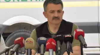 Tarım ve Orman Bakanı Bekir Pakdemirli: '(Isparta) Sütçüler'de iki sarp vadide ateş var. Bugün hava şartlarına bağlı olarak kontrol altına alma...