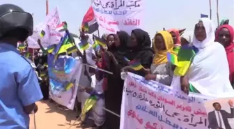 Sudan'ın Darfur Bölgesi Başkanı Minawi görevine başladı